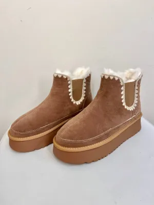 Women's Sherpa Platform Boot In Camel