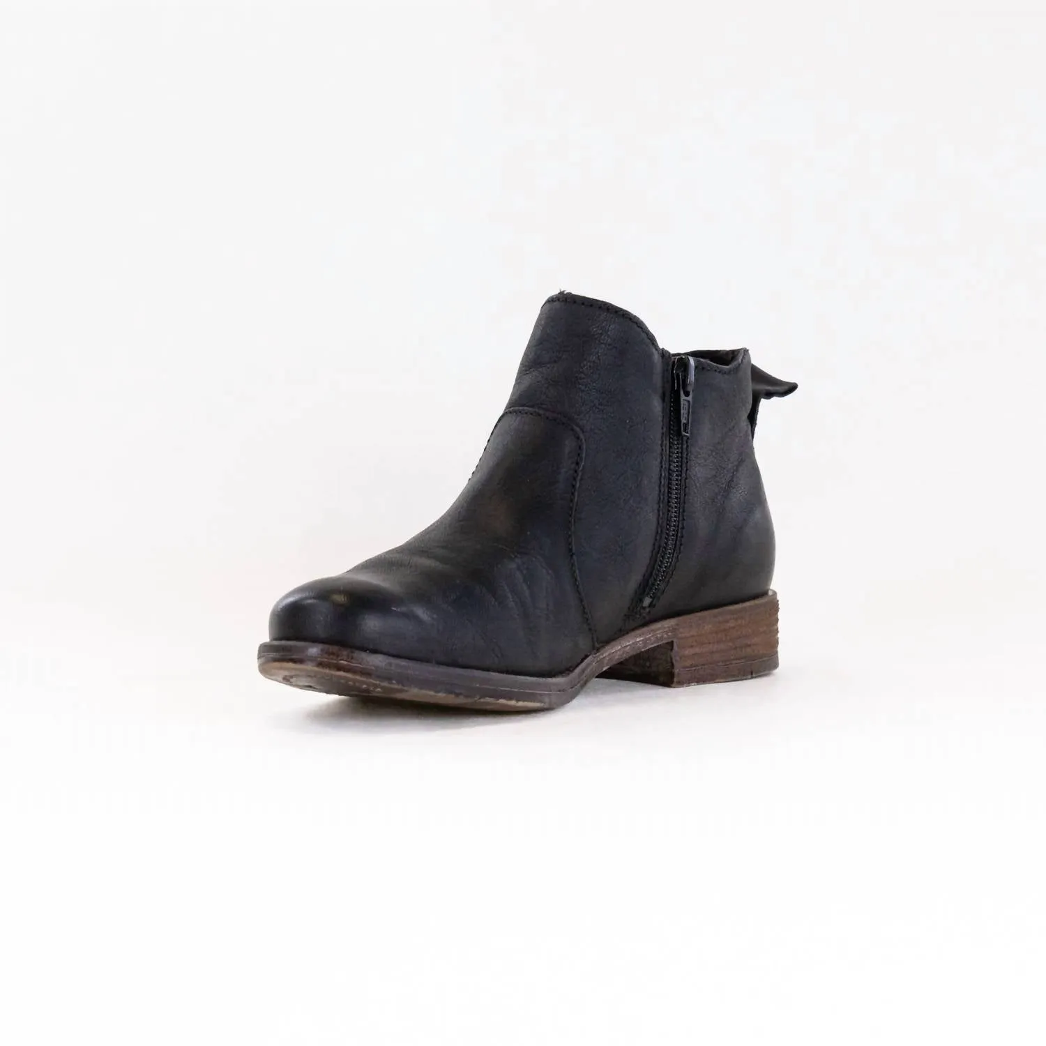 Women's Sienna 45 Ankle Bootie In Black