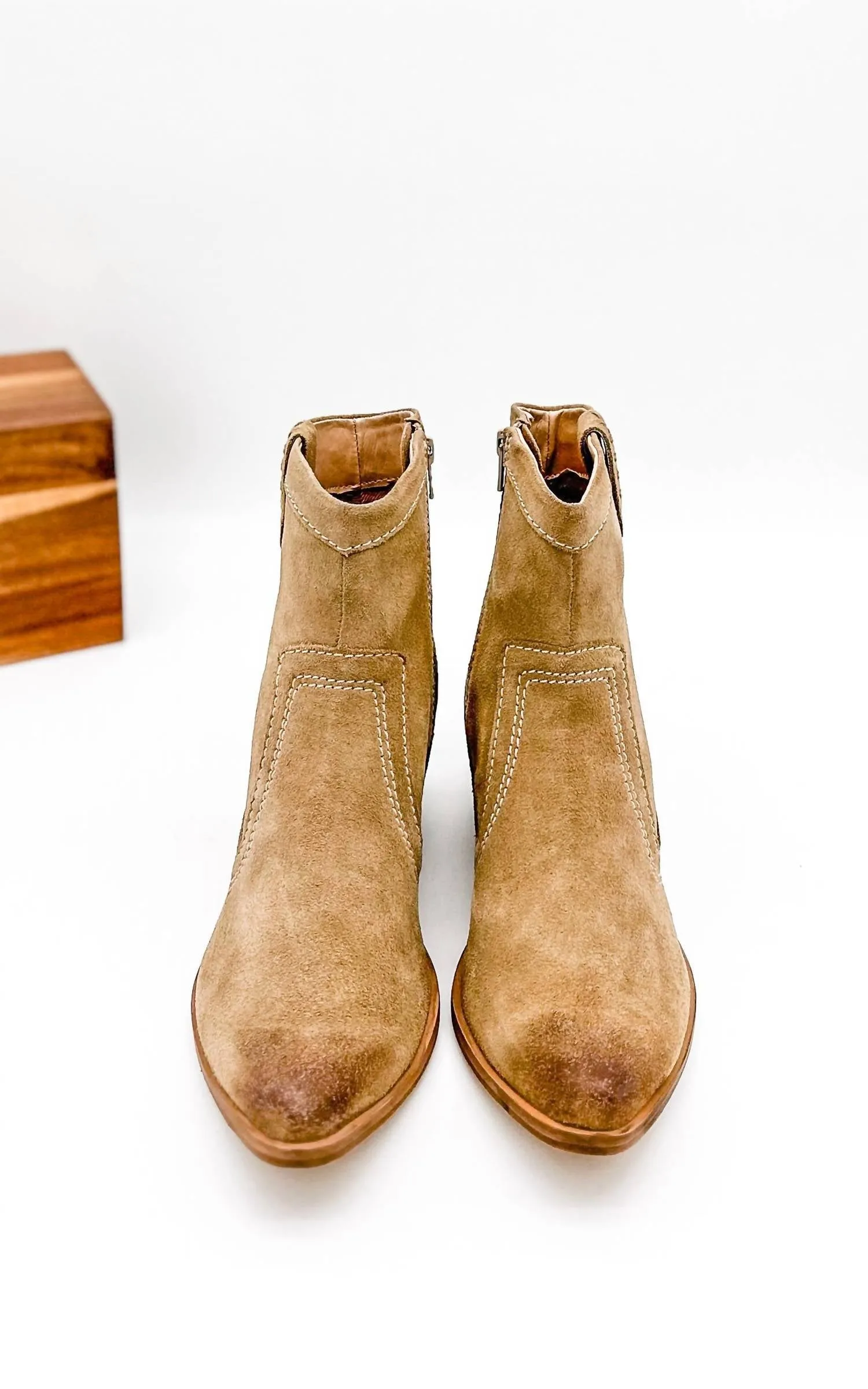 Women's Smithy Suede Ankle Boot In Tan