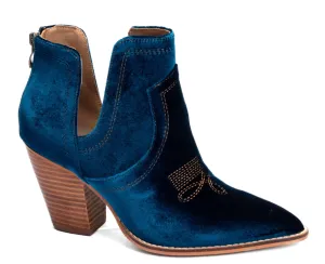 Women's Smoke Show Booties In Teal Velvet