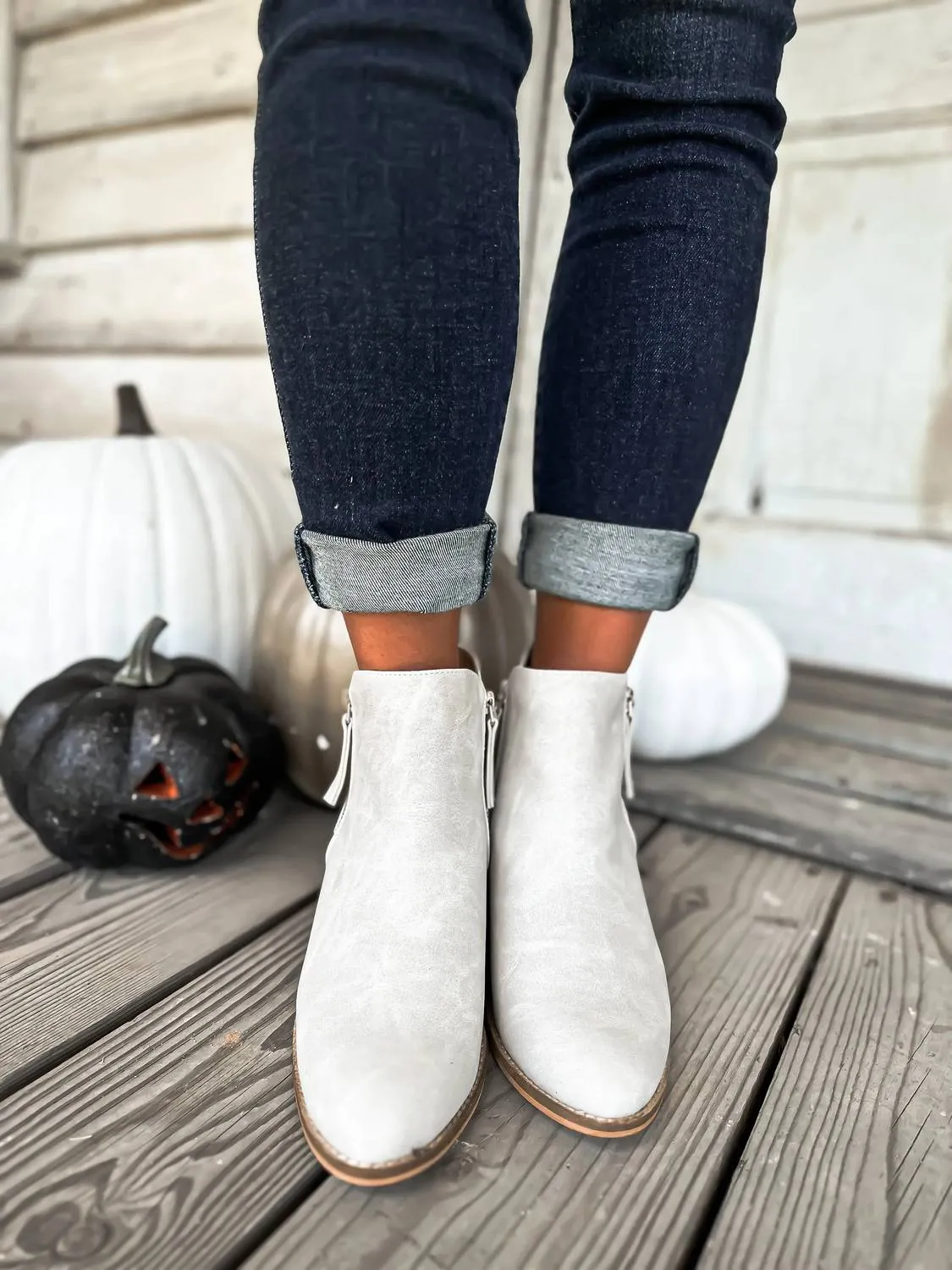 Women's Spooktacular Bootie In Ivory