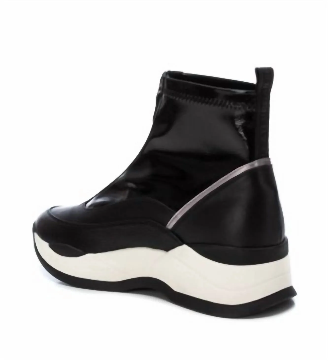 Women's Sport Booties In Black