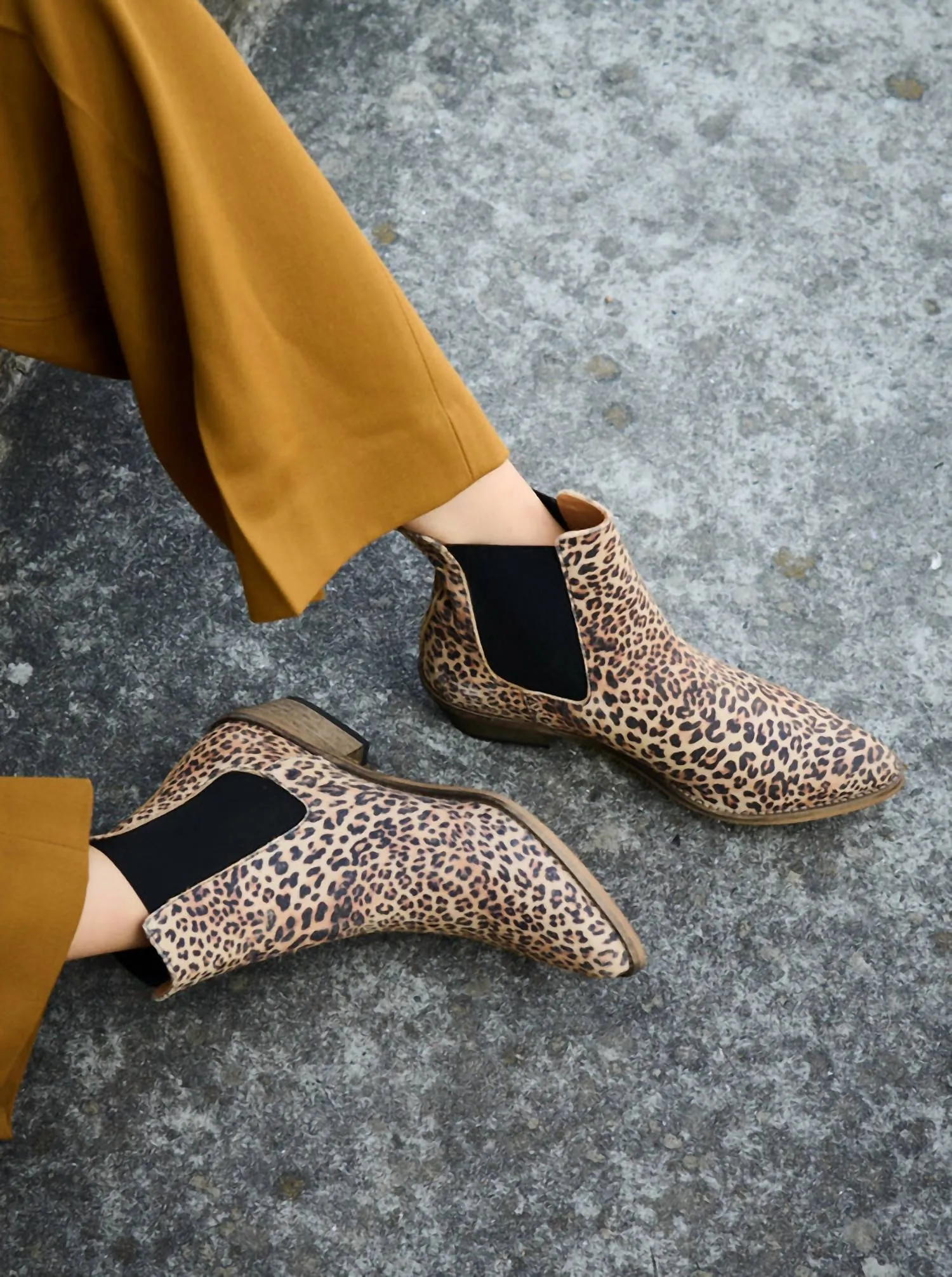 Women's Stella Leopard Boot In Beige
