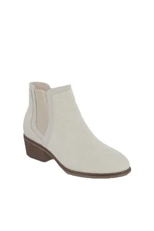 Women's Talya Bootie In Ivory