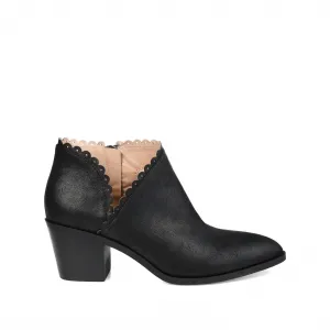 Women's Tessa Bootie - Medium In Black