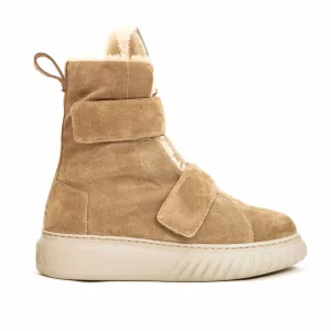 Women's Thalia Montane Shearling Boot In Beige