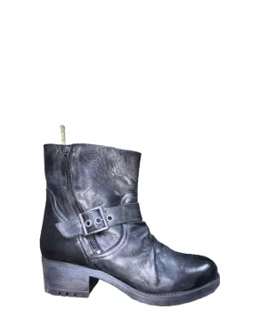 Women's Trento Ankle Boot In Black Metallic