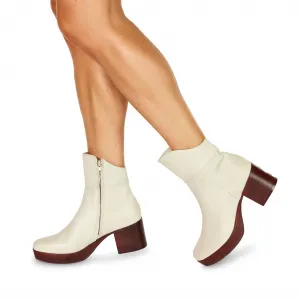 Women's Veronica Boot In Bone