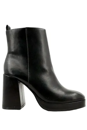 Women's Wadi Boots In Black