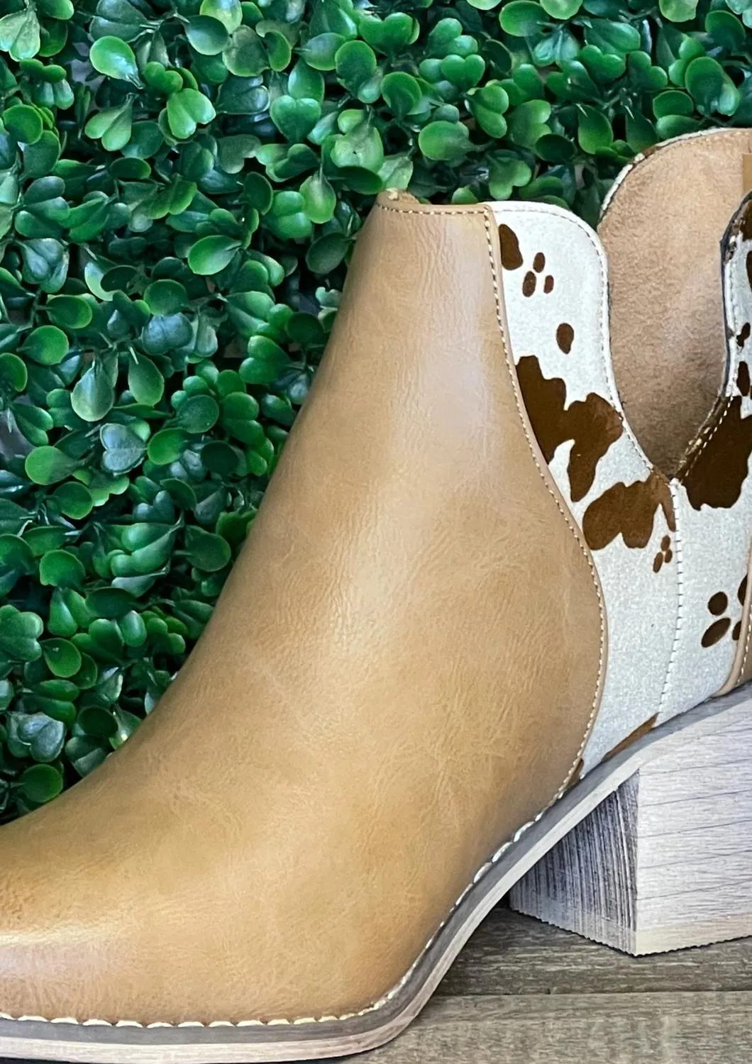 Women's Westin Bootie In Cow/beige Combo