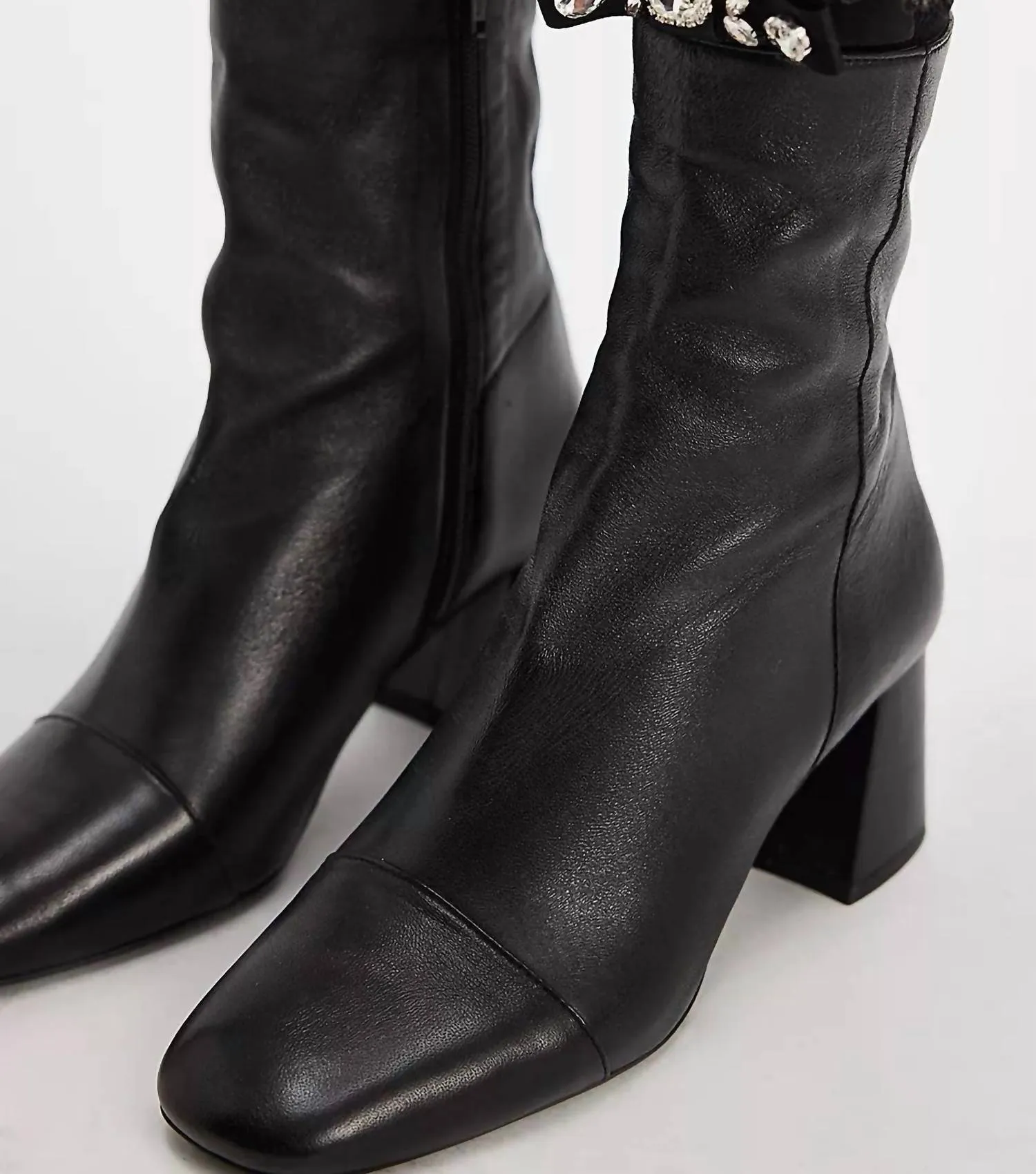 Women's Wisteria Ankle Boots In Black