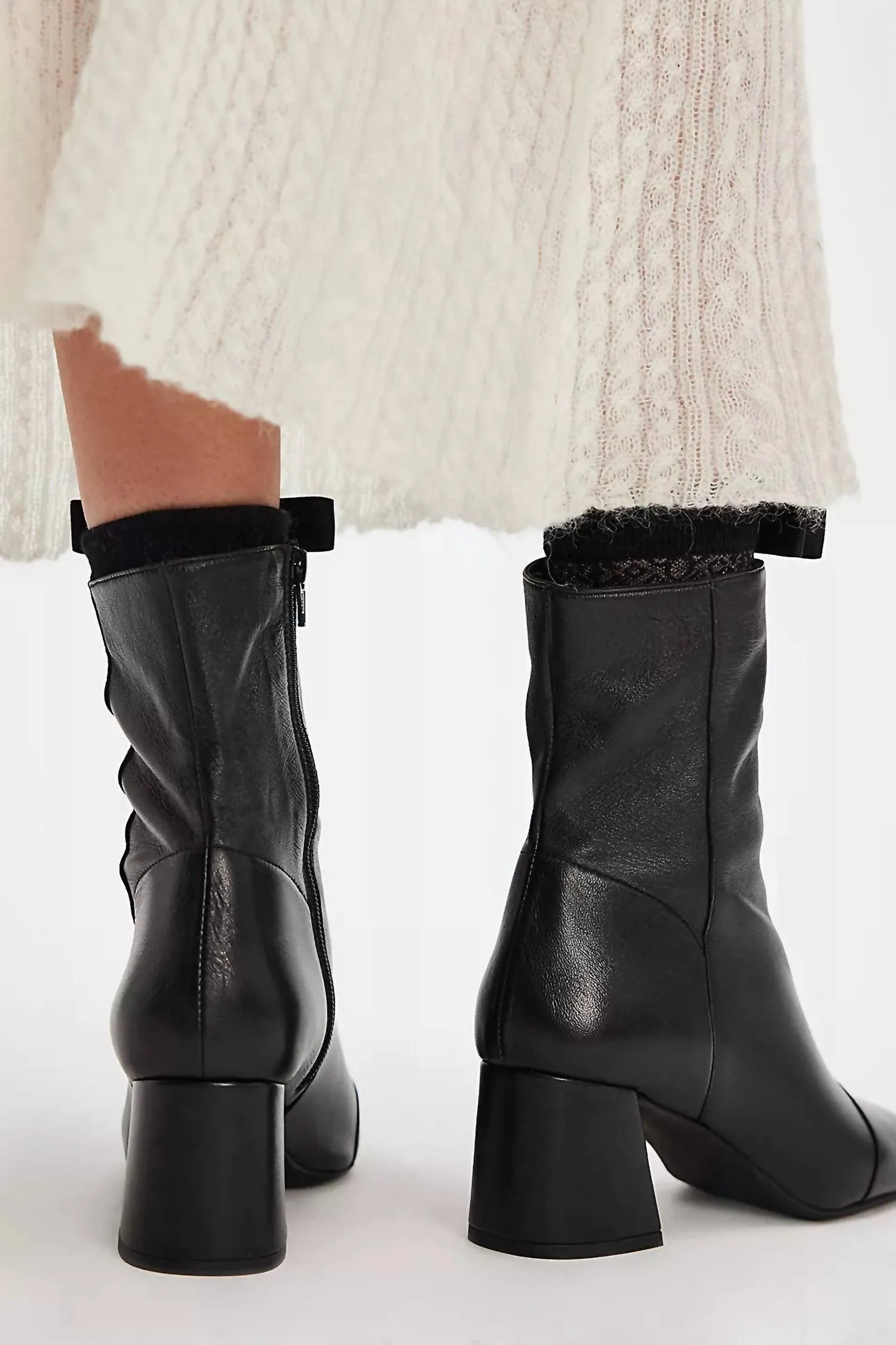 Women's Wisteria Ankle Boots In Black