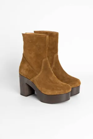Women's Yerk Velvet Ankle-Boot Clogs In Velvet Leather Acacia
