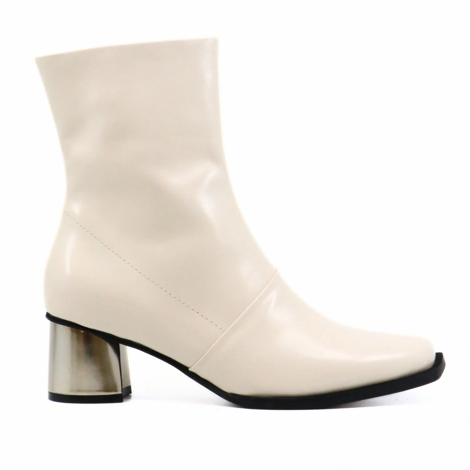 Wow Bootie In Ivory