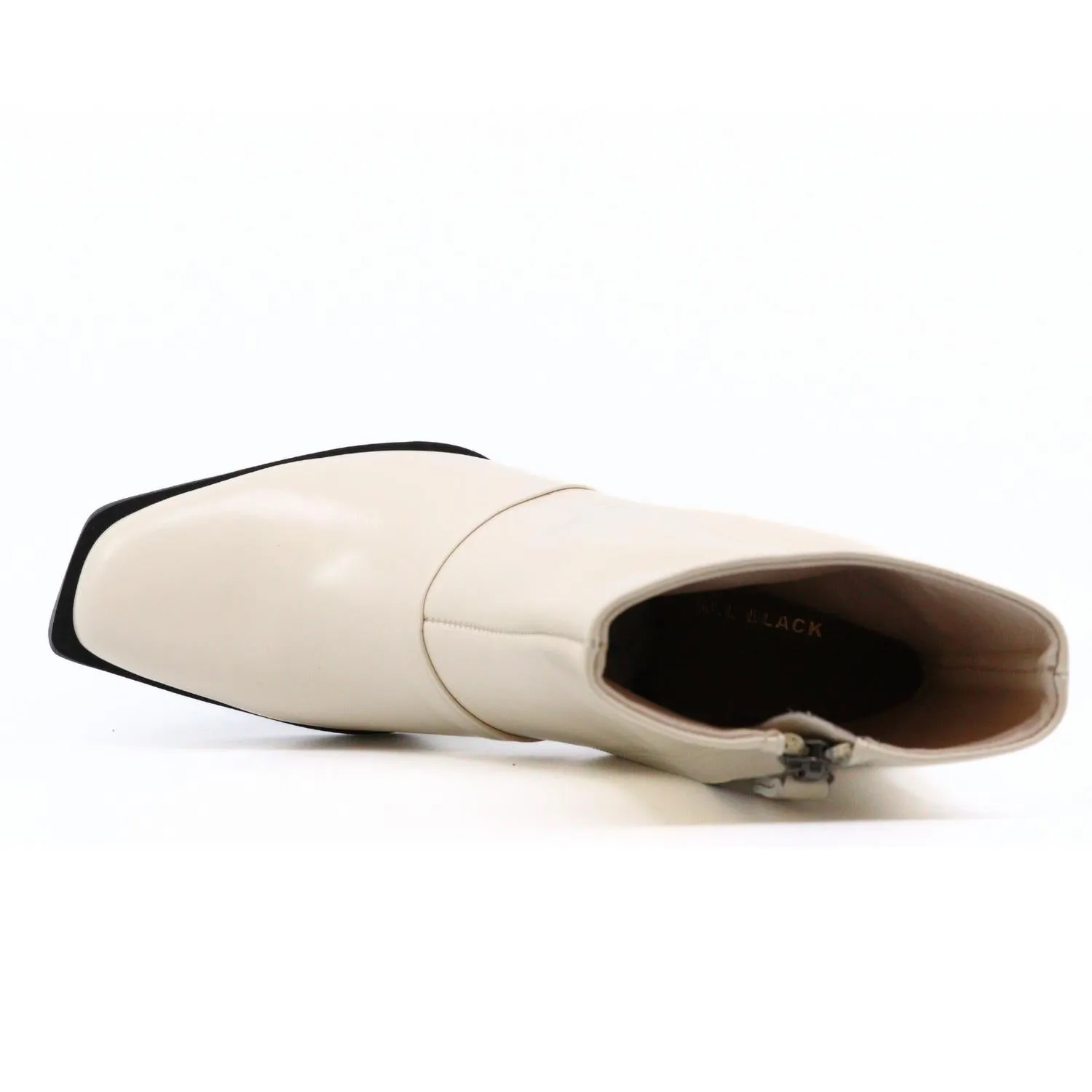 Wow Bootie In Ivory